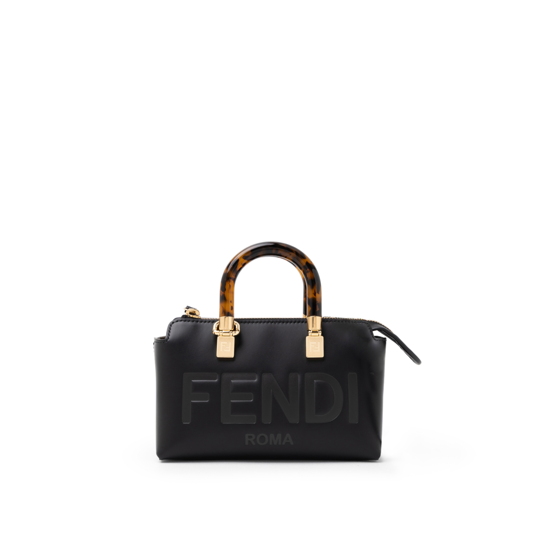FENDI ヴィンテージビーズ刺繍 2000s 希少 ミュール 91/2 FENDI ヴィンテージビーズ刺繍 2000s 希少 ミュール 91/2